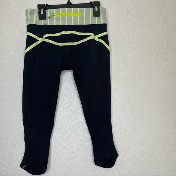 Lululemon Run Pace Crop Legging Black and Neon Yellow 4 - Picture 5 of 9